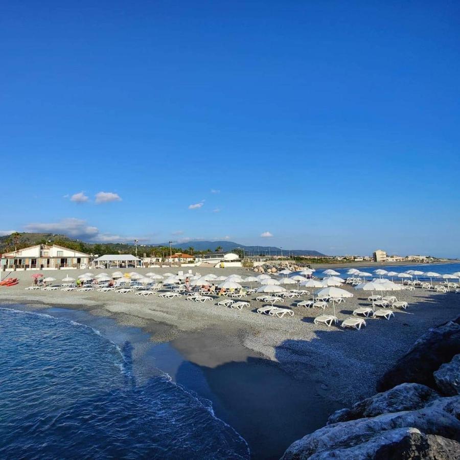 Le Mandrelle Beach Resort Campora San Giovanni Esterno foto